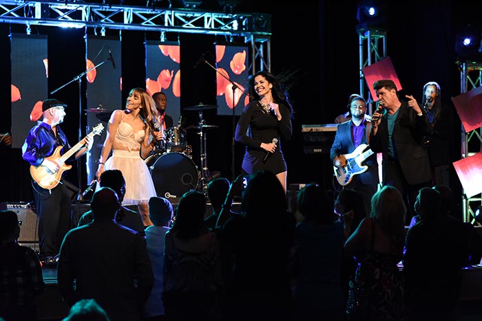 Event Recap: The Ultimate Dinner Party Showcasing the Vera Wang Spring 2020 Bridal Collection