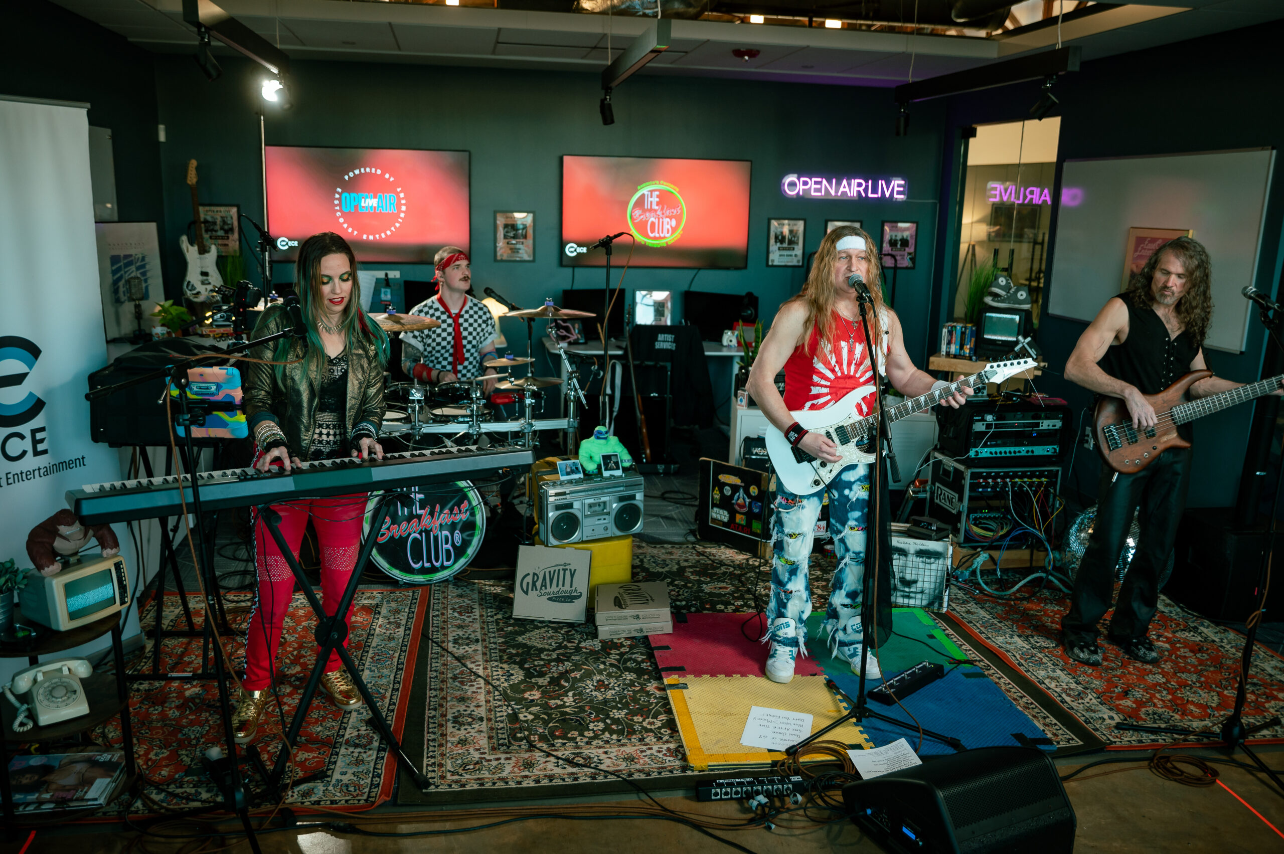 Open Air Live - The Breakfast Club - Gallery Image