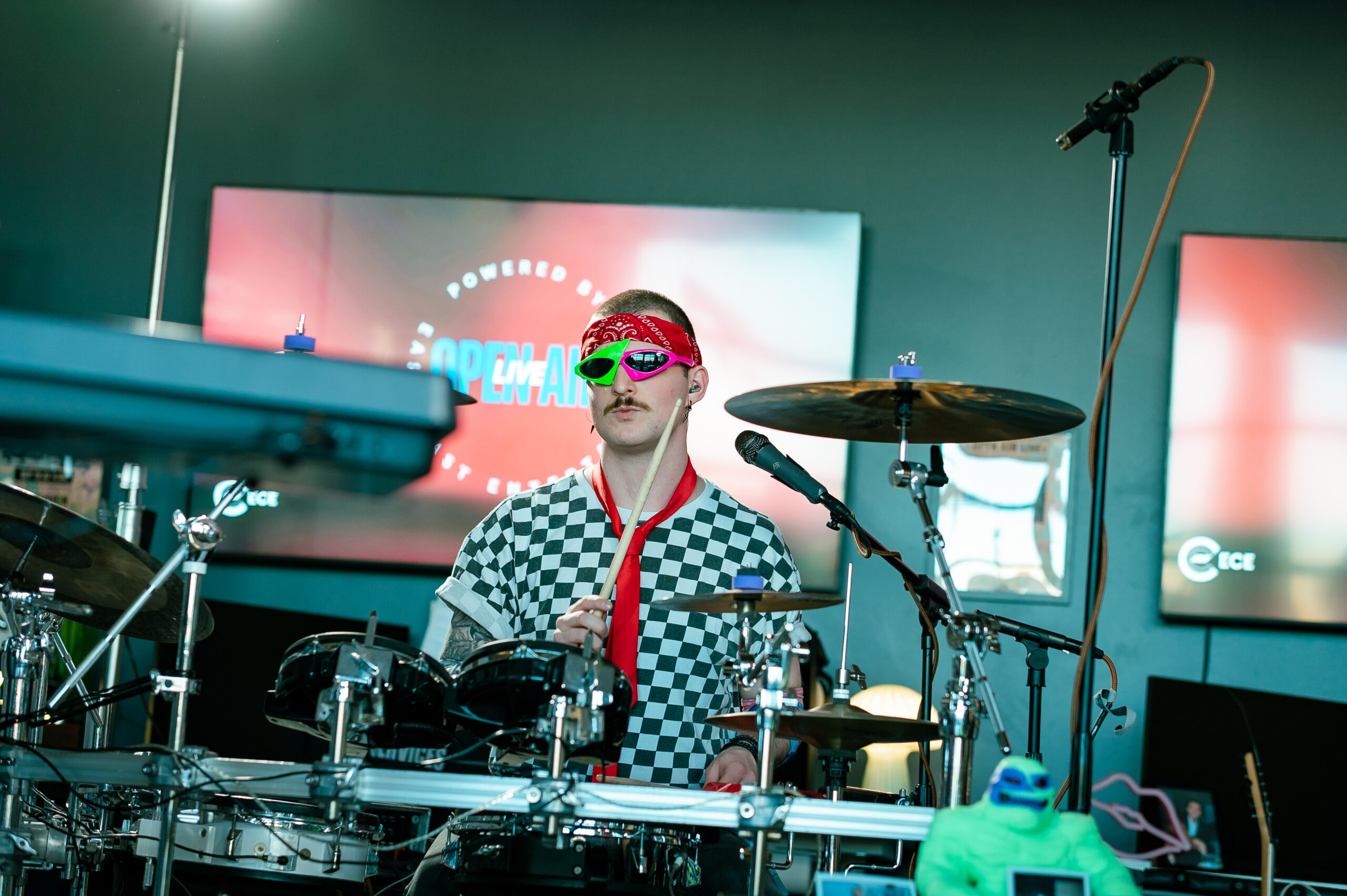 Open Air Live - The Breakfast Club - Gallery Image