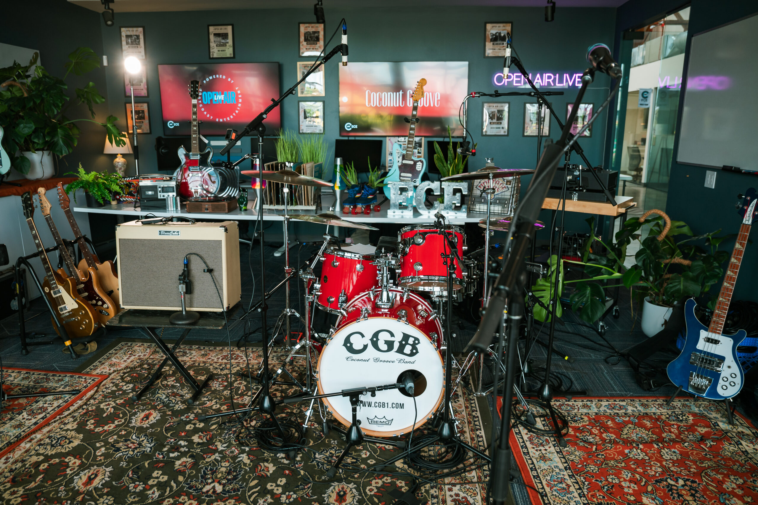 Open Air Live- The Coconut Groove Band - Gallery Image